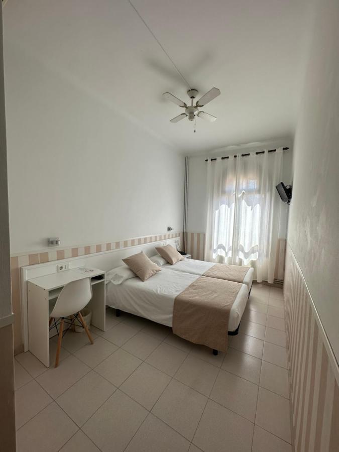Hotel Torino Masnou Exterior photo